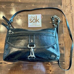 NWOT The Sak‎ Black Crossbody Bag with Silver Accents